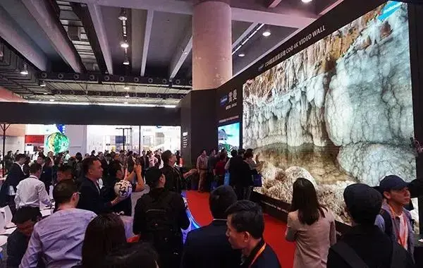 ISLE 2019,Guangzhou | COB P0.9 MicroLED HD displaypanels officially released