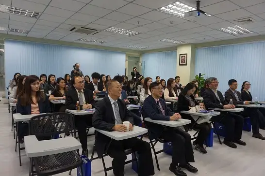 Executive director of the Hong Kong Special Administrative Region government as the Chinese delegation of the HRM course visited Ledman