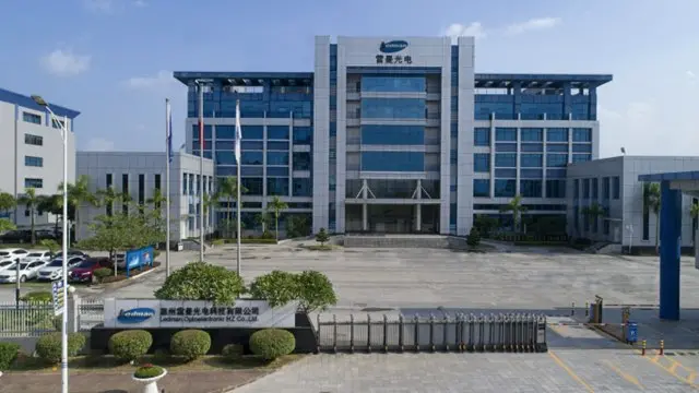 led screen manufacturers