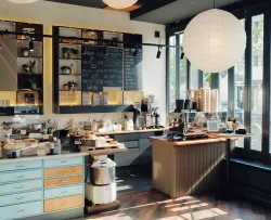 Bread popular, in addition to the baker's craft, but also a good light!