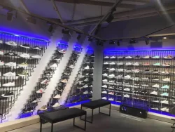 Commercial Track Lighting Is Great For Any Business Setting | JC